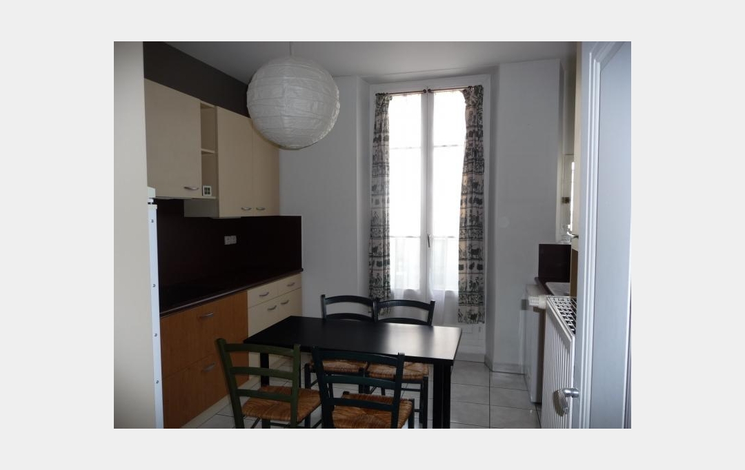 CHP IMMO : Apartment | GRENOBLE (38000) | 114 m2 | 1 300 € 