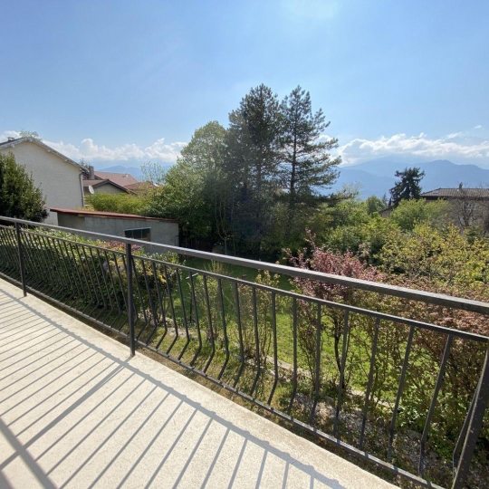  CHP IMMO : Maison / Villa | CROLLES (38920) | 118 m2 | 1 350 € 