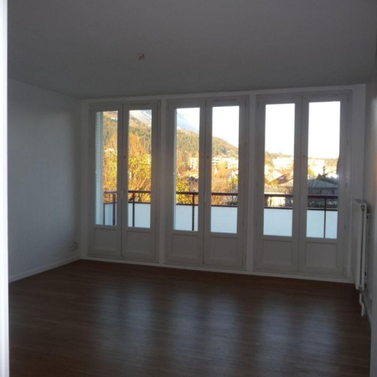  CHP IMMO : Appartement | MEYLAN (38240) | 70 m2 | 970 € 