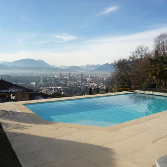  CHP IMMO : House | GRENOBLE (38000) | 245 m2 | 1 100 000 € 