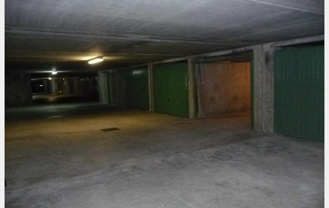 CHP IMMO : Garage / Parking | MONTBONNOT-SAINT-MARTIN (38330) | 16 m2 | 90 € 