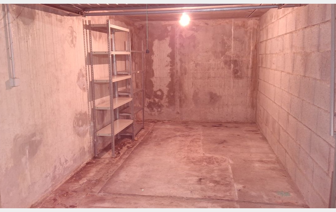 CHP IMMO : Garage / Parking | MONTBONNOT-SAINT-MARTIN (38330) | 16 m2 | 98 € 