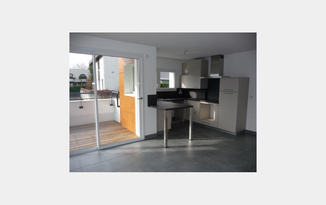CHP IMMO : Apartment | SAINT-ISMIER (38330) | 66 m2 | 1 100 € 
