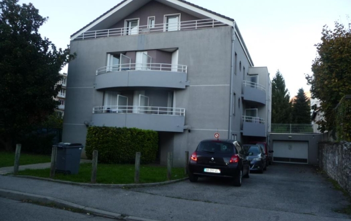  CHP IMMO Appartement | GRENOBLE (38100) | 32 m2 | 650 € 